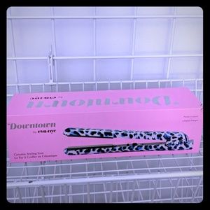 Eva Nyc Downtow ceramic straightening styling iron
